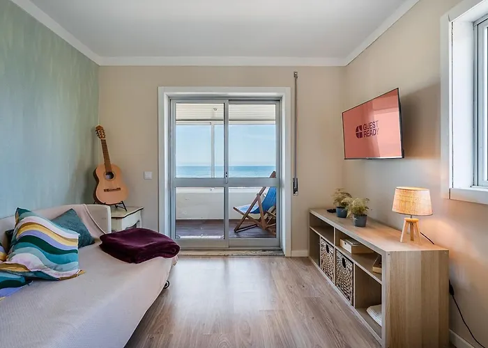 Charming Beachside Escape Apartmán