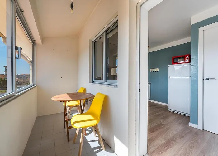 Charming Beachside Escape * Esmoriz