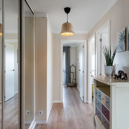 Apartman Charming Beachside Escape *