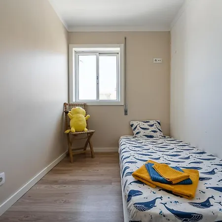 Charming Beachside Escape Apartman *