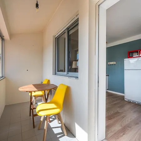 Charming Beachside Escape * Esmoriz