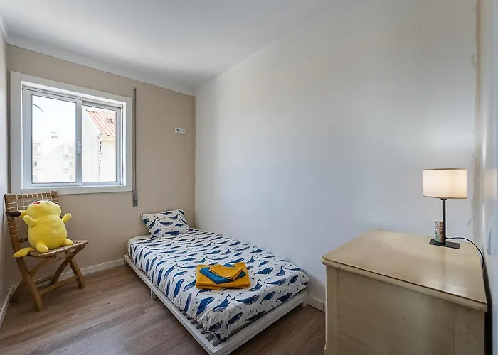 Charming Beachside Escape *