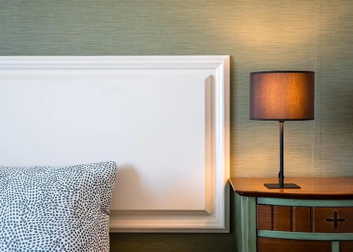 Charming Beachside Escape *